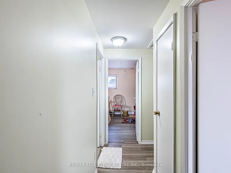 49 Rhonda Rd #121 — Photo 33
