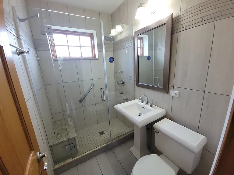 2151 W Granville Ave #1 — Photo 9
