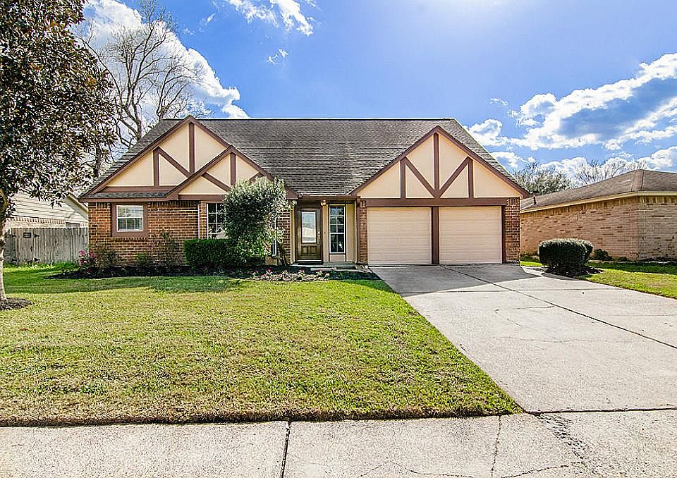 1st image of 7226 Echo Pines Dr