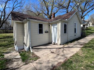 1108 Gaines St, Davenport, IA