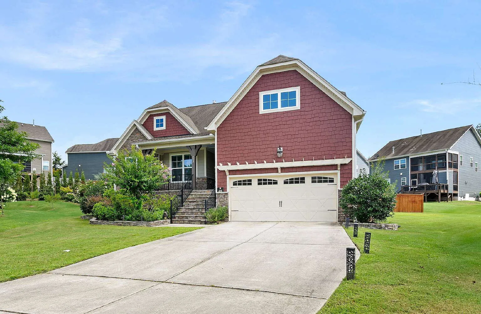 4 bed, 3.0 bath, 3607 sqft, $3,595 — Photo 2