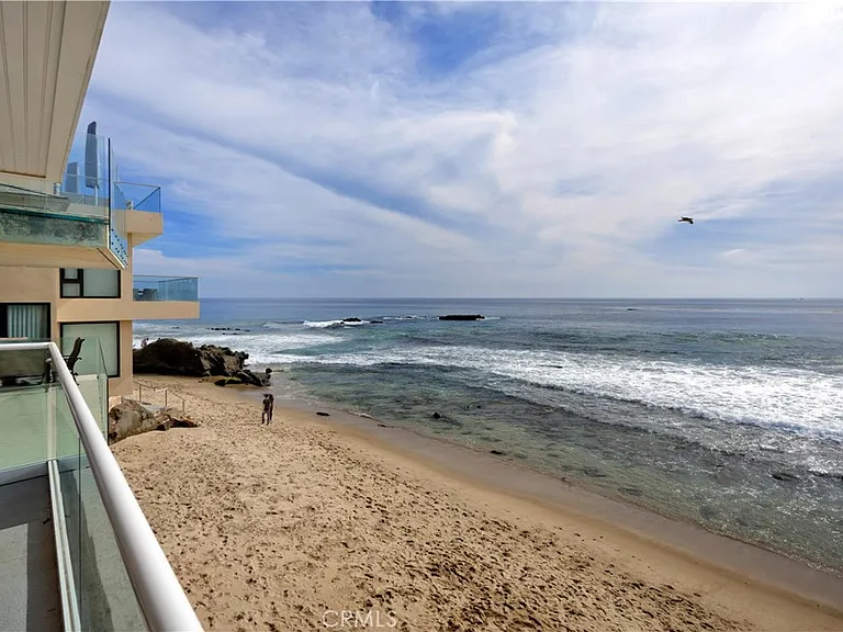 1249 Ocean Front #C — Photo 15