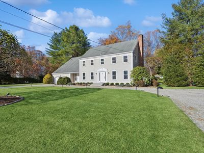 49 Alexandra Drive, Stamford, CT, 06903