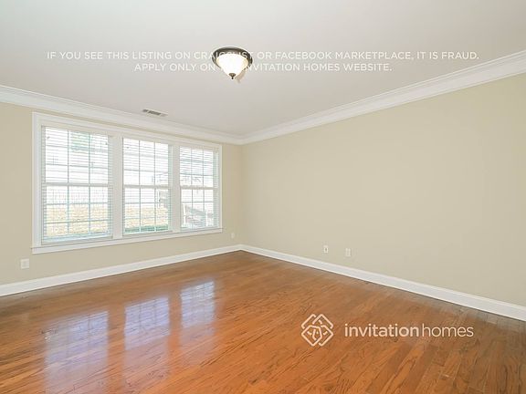 4th image of 3646 Bridge Walk Dr