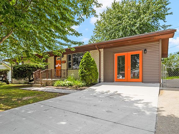 3rd image of 107 Greenfield Ln