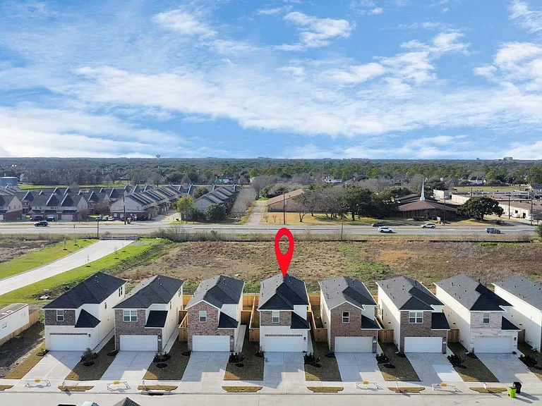 1534 Revolution Way — Photo 12