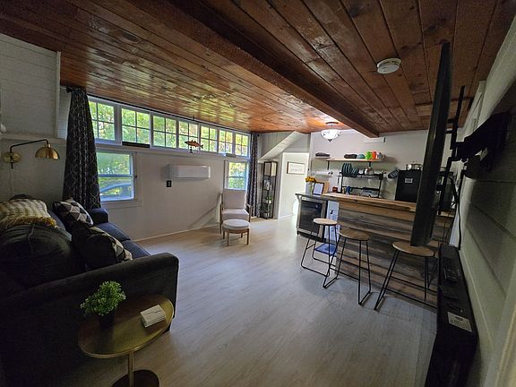 4th image of 55 Caldwell Ave