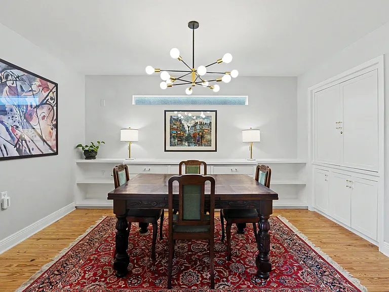 717 Brownlee Cir — Photo 13