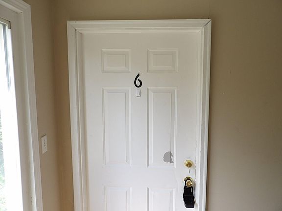 5th image of 6 Dogwood Ln #6