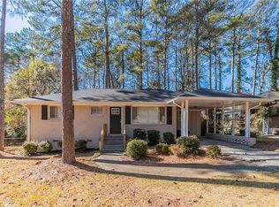 2777 Luther Dr, East Pt, GA 30344