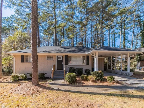 2777 Luther Dr, East Point, GA 30344