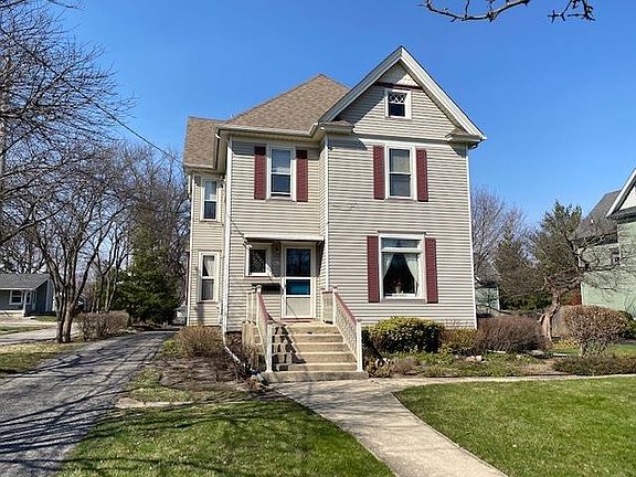 2nd image of 462 W Judd St