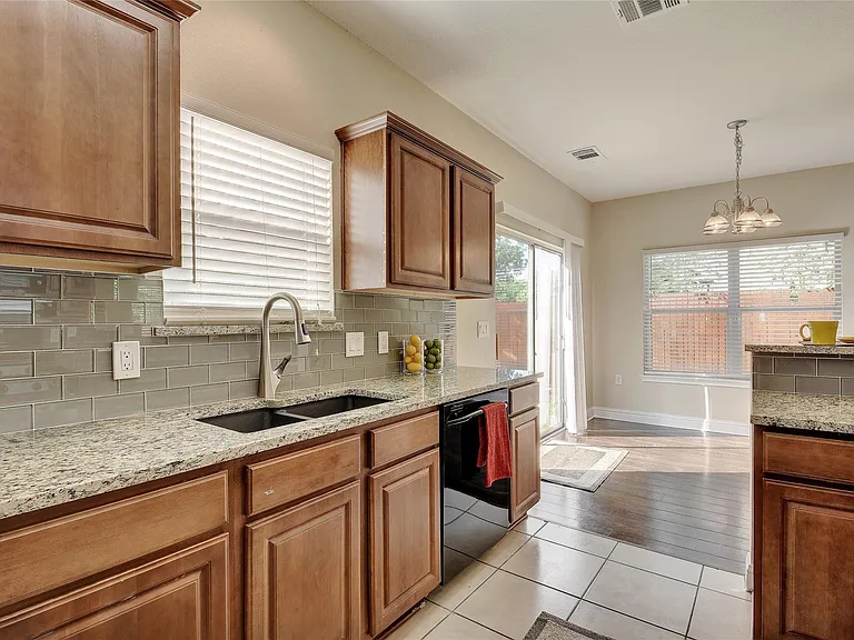 6011 Fairway St #2B — Photo 12
