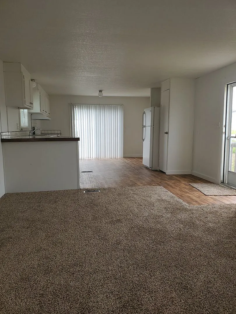 Ready to Move in! — Photo 3
