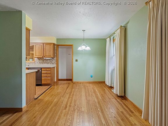 5th image of 5321 Alpine Dr