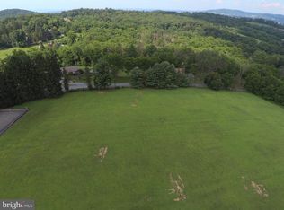 1 Rick Rd, Shillington, PA 19607