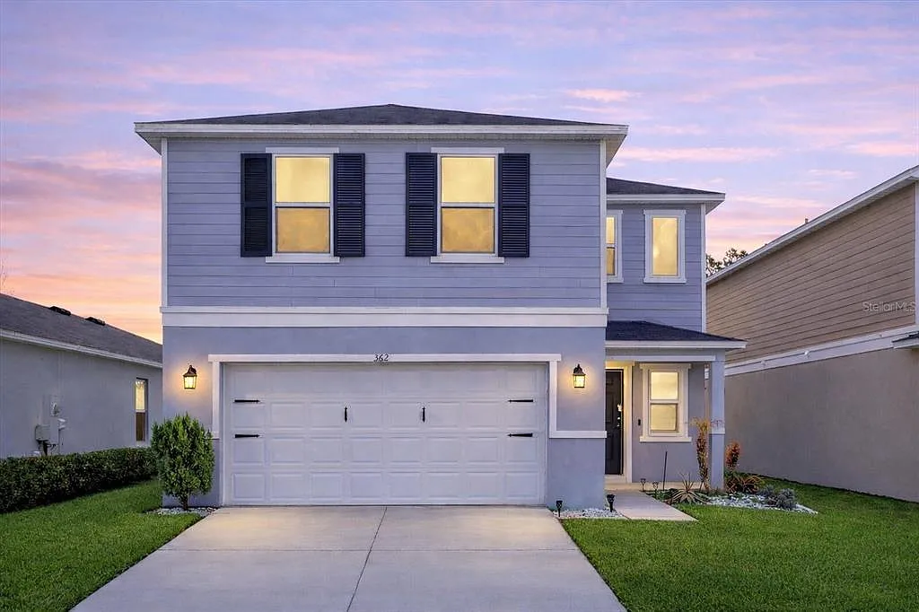 4 bed, 2.5 bath, 1986 sqft, $2,350 — Photo 1