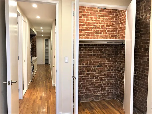 Rented by Bruma Realty LLC | media 4