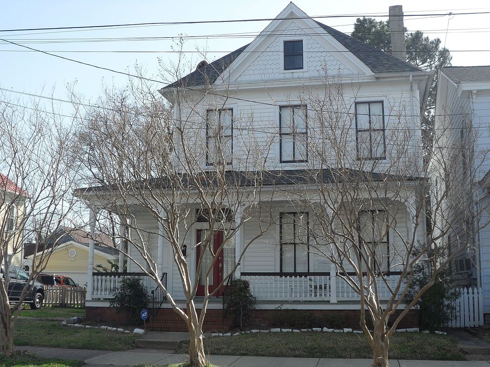 1st image of 1049 Crawford Pkwy