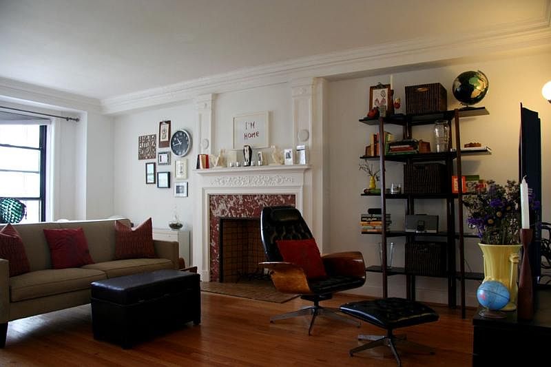 1st image of 15 E Kirby St APT 806