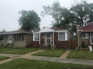 12635 S Justine St, Calumet Park, IL 60827