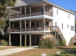 214-214A Lee Dr #A, Atlantic Beach, NC 28512