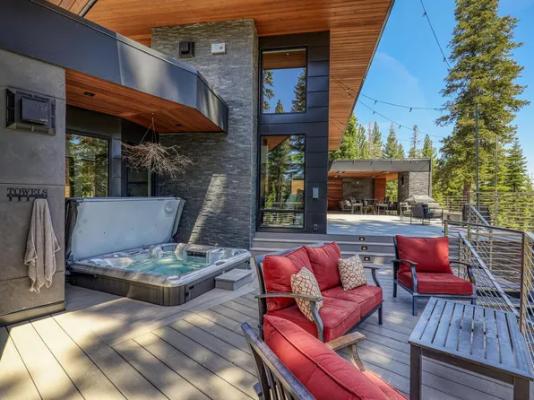 9324 Nine Bark Rd, Truckee, CA 96161