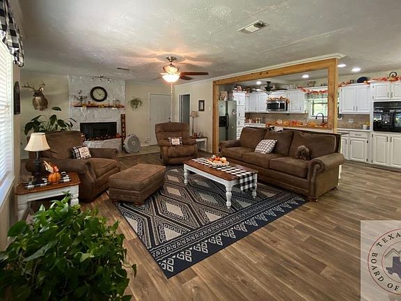 3rd image of 1207 Rolling Hills Dr