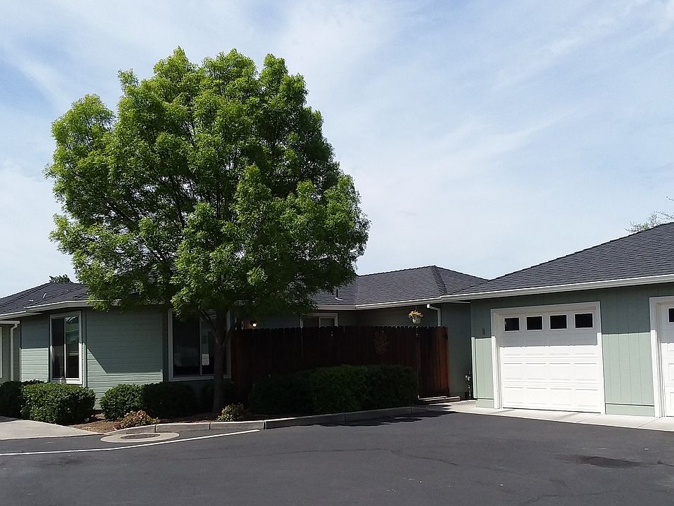 2nd image of 3015 Merriman Rd Unit 7