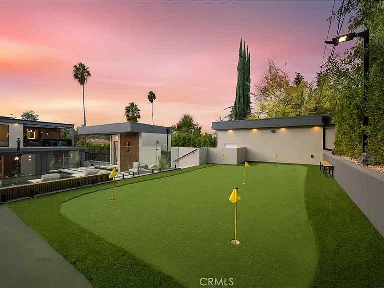 5244 Tampa Ave — Photo 61