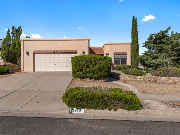 5219 Vicksburg Dr NW, Albuquerque, NM 87120