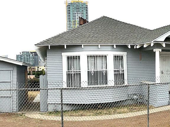 4th image of 370 19th St