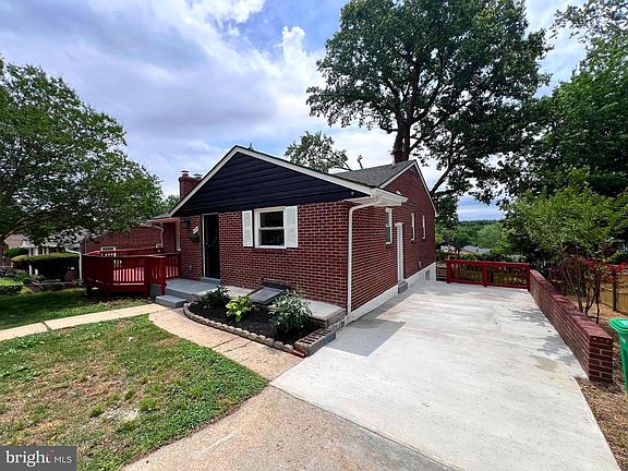 4th image of 8125 Murray Hill Dr