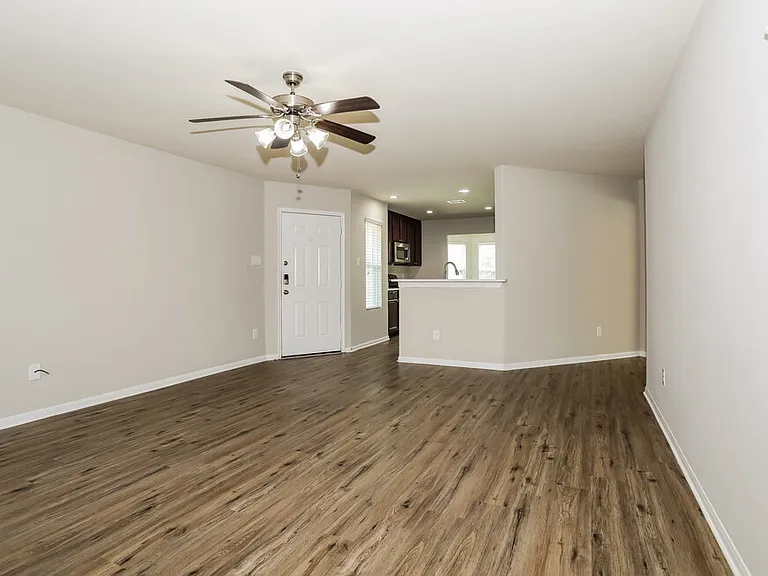 16738 N Gull Dr — Photo 4