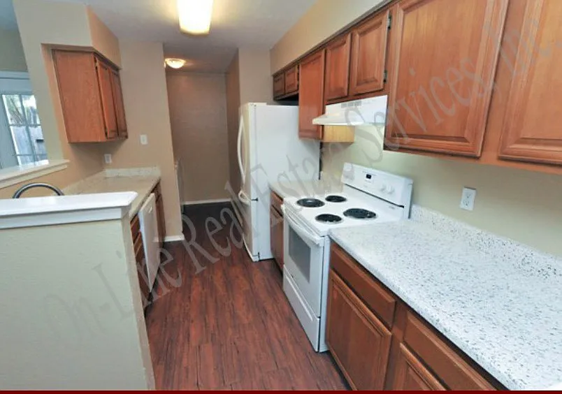 2800 Longmire Dr — Photo 4