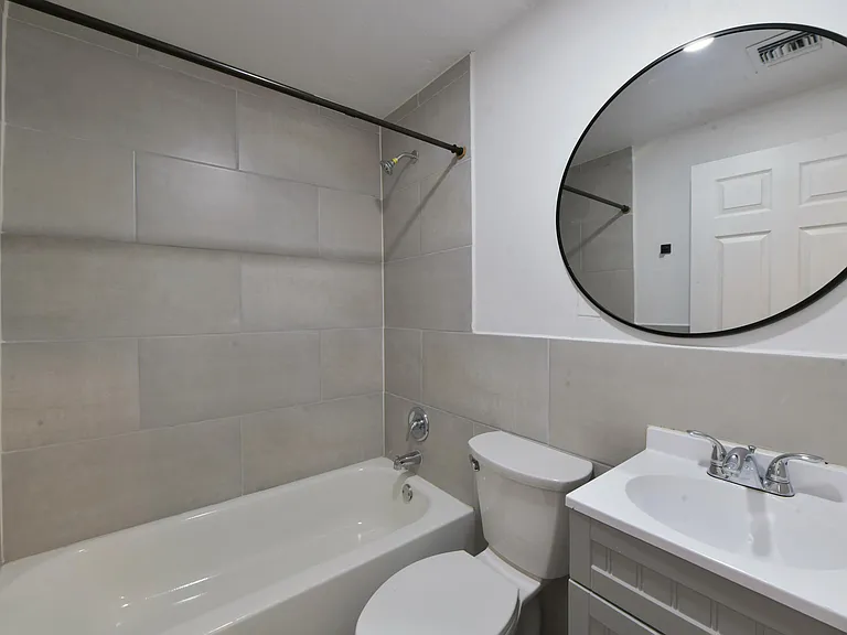 1211 S 9th Ave — Photo 15