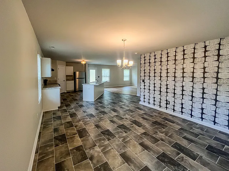 110 Teagarden Ct — Photo 4