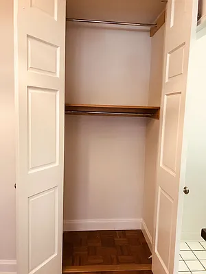 Rented by Metropolis Real Estate of Manhattan | media 20