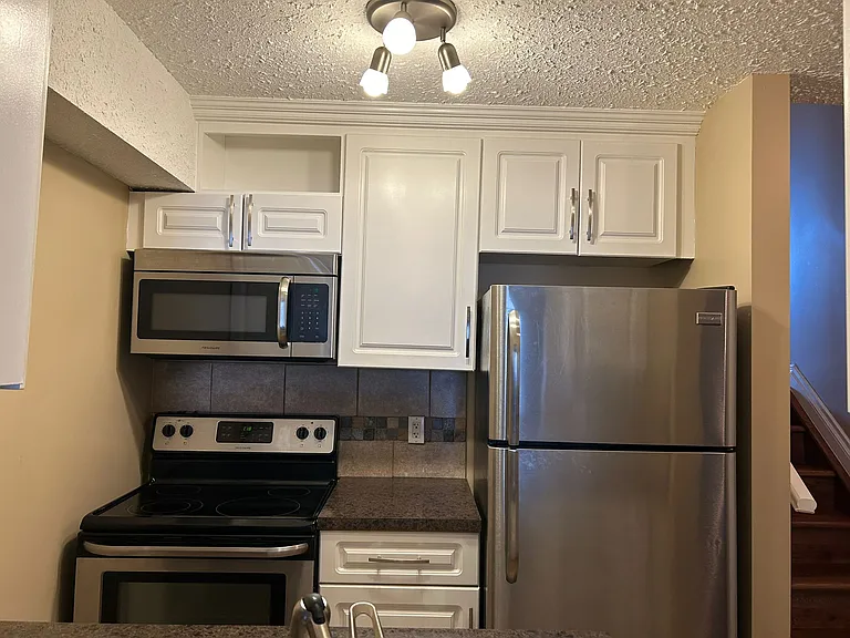 10121 162nd St NW — Photo 7