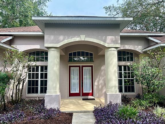 3rd image of 10433 Lake Hill Dr