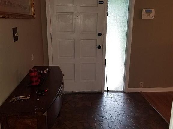 2nd image of 5023 Kyle Ln NW