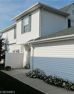 2nd image of 140 Sand Ct APT 1