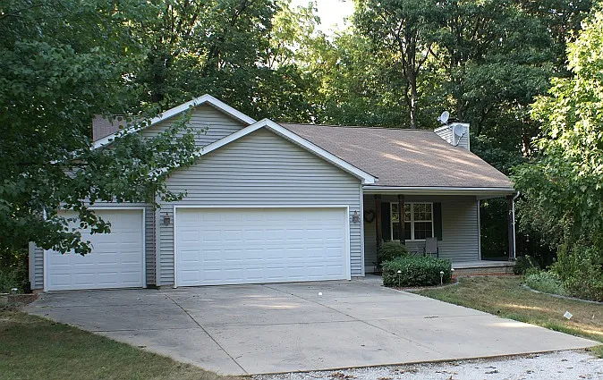7 London Ct photo 1