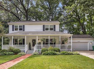 52167 Farmington Square Rd, Granger, IN 46530