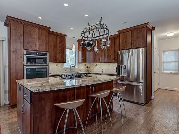 New Kitchen with Granite Counters