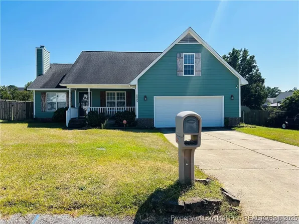 245 Walden Green Dr, Raeford, NC 28376