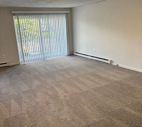 2nd image of 30 Salem End Rd APT 19A