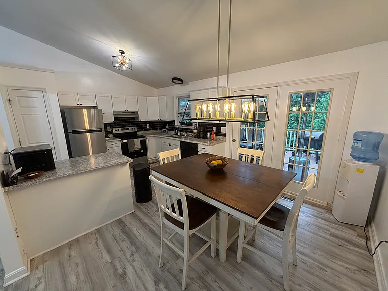 6811 Sawmill Cir #2 — Photo 3