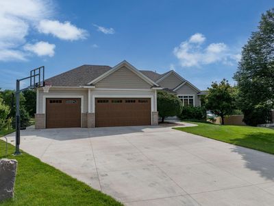10428 Regent Ave N, Brooklyn Park, MN, 55443