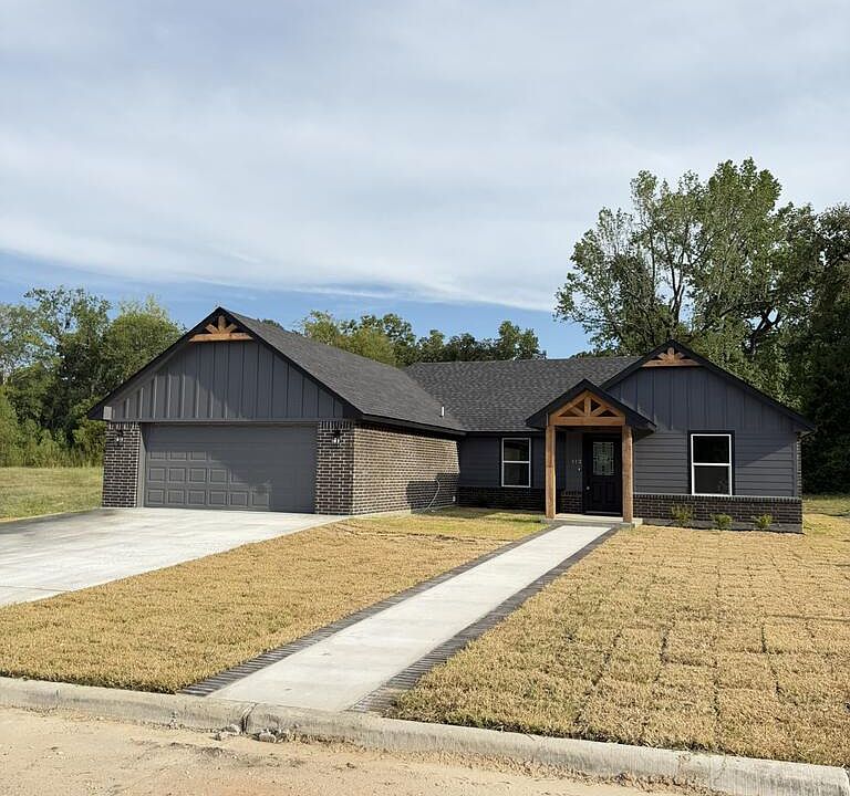 1st image of 112 Shady Ln